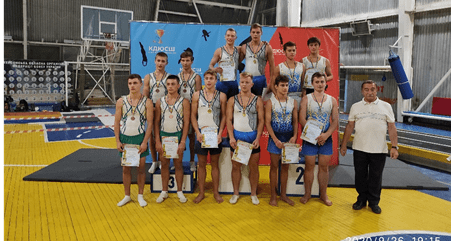 Чемпіонат України зі стрибків на батуті (акробатичній доріжці)